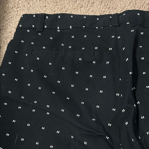 Black signature skinny ankle pants with pattern - Picture 6 of 9